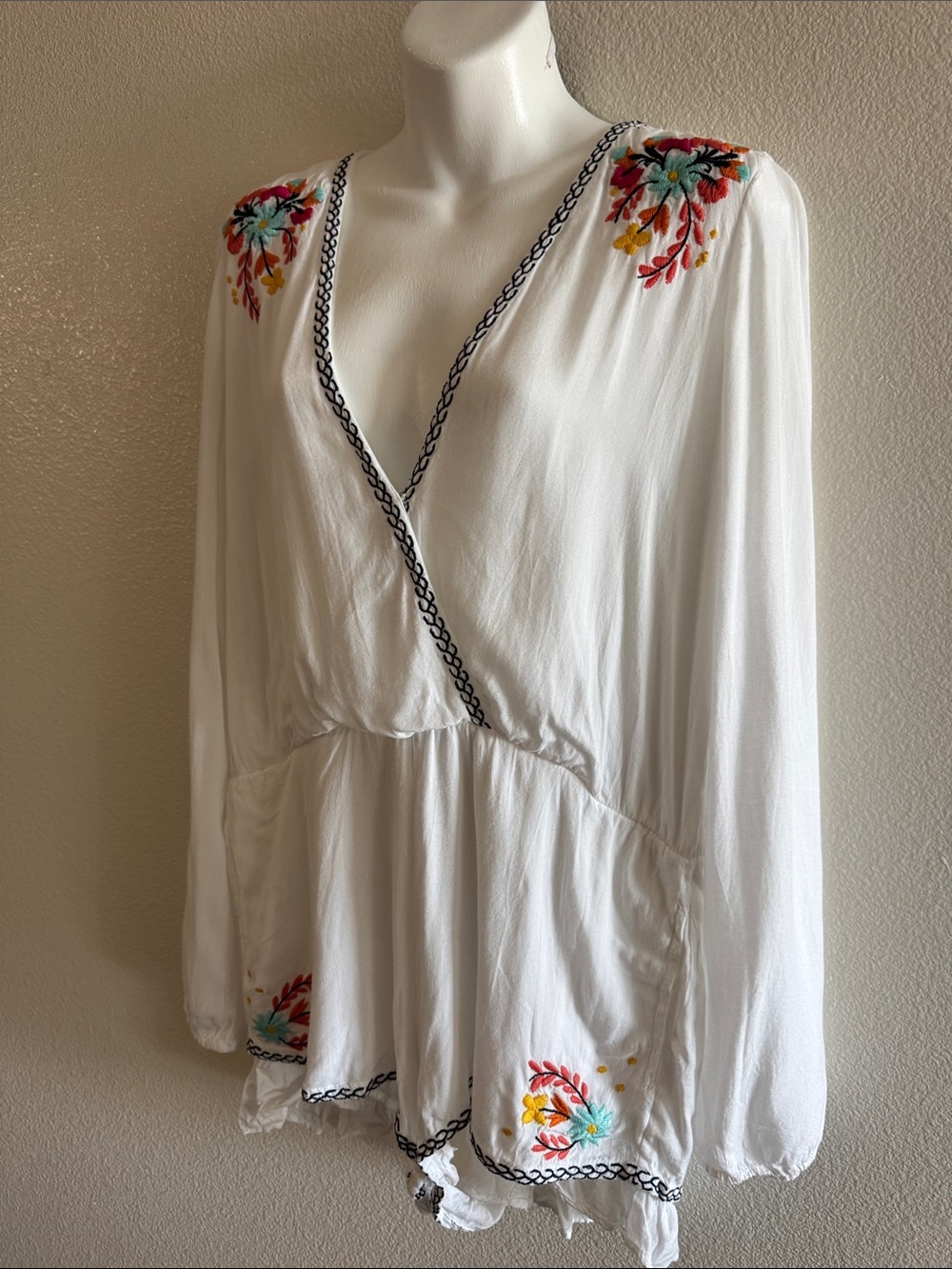 Revolve Romper Lovers and Friends  flower Embroidery size S